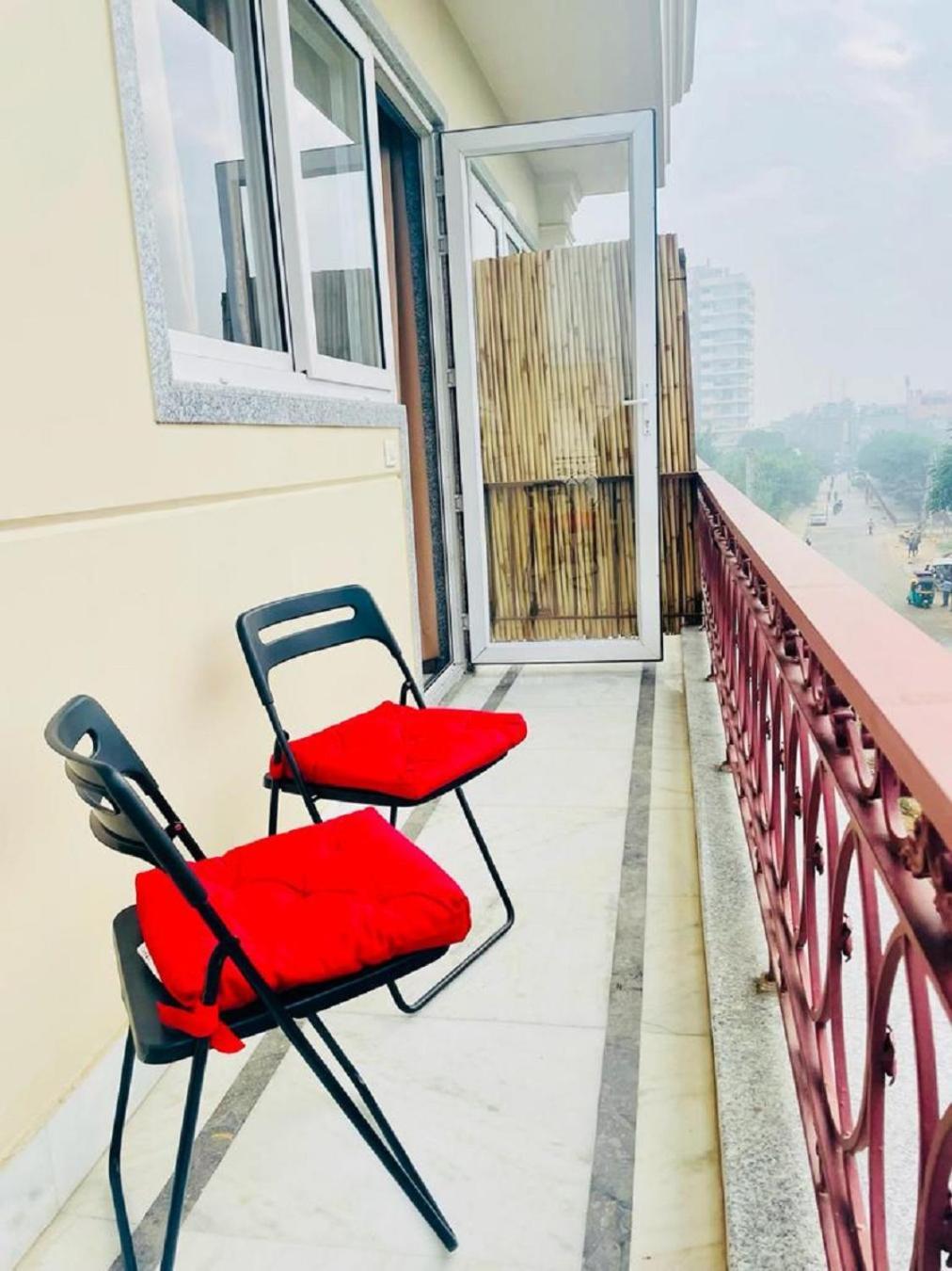 Olive Service Apartments - Golf Course Road غورغاون المظهر الخارجي الصورة